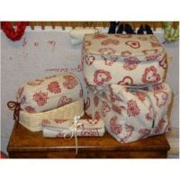 Borsa cuori rossi + bacinella, tombolo con cestino cm 24, portafuselli