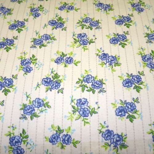 Roselline blu 100% cotone altezza cm 140 € 12,00 al metro vendita a multipli di 50 cm