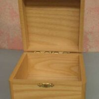 Scatola in legno roselline piccola