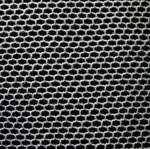 Tulle bobinet cotone (avorio-bianco-ecru'-nero) 6 buchi/ 1cm € 66,00 al metro vendita a multipli di 50 cm