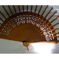 Struttura ventaglio  legno traforato ciliegio, merletto cm 6,3/ cm 42