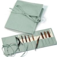 Kit ferri circolari con punte in legno e custodia verde petrolio prym 223802