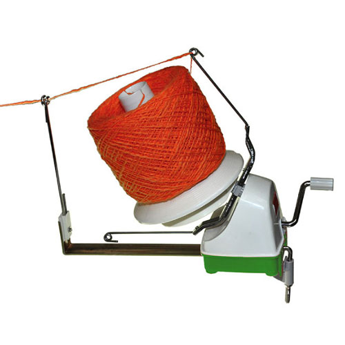 Accm56 Bobinatrice jumbo per fare gomitoli grandi, con ingranaggi sotto il portagomitoli.