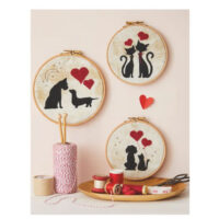 Les broderies de marie e cie n°23, messages d'amour