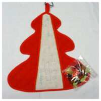 KIT Pino da appendere diametro cm 39 rosso Natale già disegnata + filati