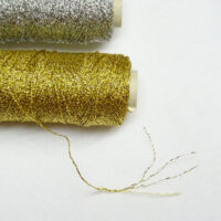 Perla 30/3 oro oppure argento