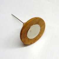 Tca220 Calamita con spillone "trottola", in radica