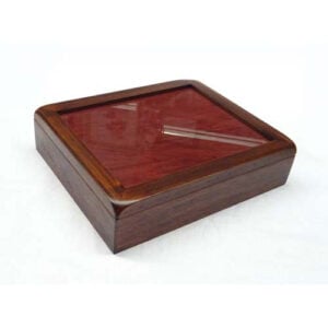 Leggio in legno scuro, arte povera