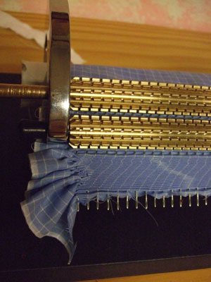 Read2g 32‑row Maxi Pleater – Macchina punto smock