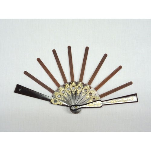 Struttura  ventaglio traforato plastica marrone/oro piccolo cm 22,5