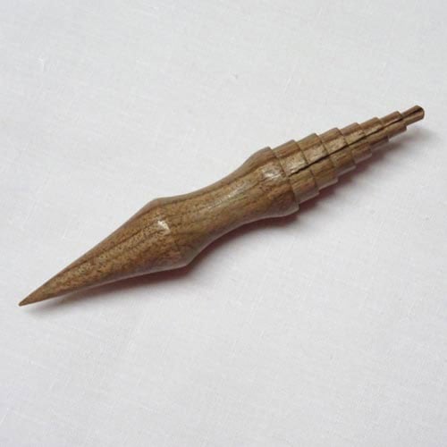 Punteruolo con scaletta per hedebo in legno di noce da  4 a 16 mm, lunghezza cm 11,6