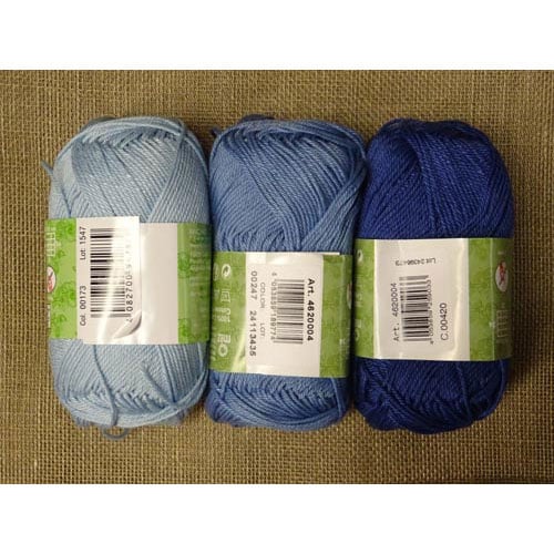 AZZURRO Kit corso Caterina de’ Medici della maestra Faleri – greggio + filati Blu