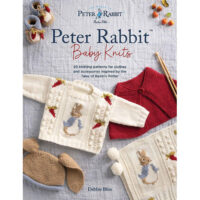 Mg436 Copertina del libro “Peter Rabbit – Baby Knits” di Debbie Bliss con illustrazioni di personaggi di Beatrix Potter e capi a maglia per neonati