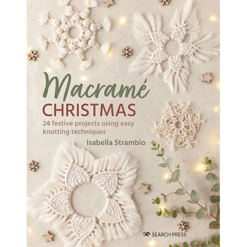 Copertina del libro “Macramè Christmas” di Isabella Strambio, con progetti natalizi in macramè realizzati con materiali riciclati.