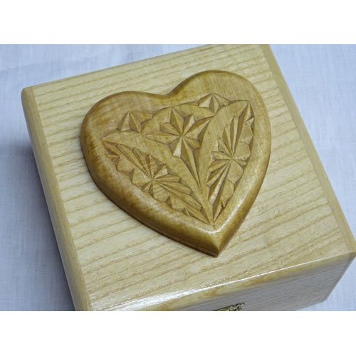 Asl93b Scatola in legno portaspilli – Cuore chiaro