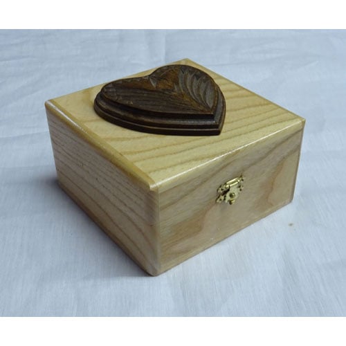 Asl94 Scatola in legno portaspilli – Cuore scuro