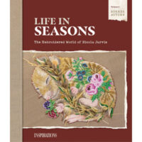 Ra127 Copertina del libro Life in Seasons: The Embroidered World of Nicola Jarvis – Inspirations Volume 2, con ricami ispirati alla fauna e ai paesaggi estivi e autunnali del Warwickshire