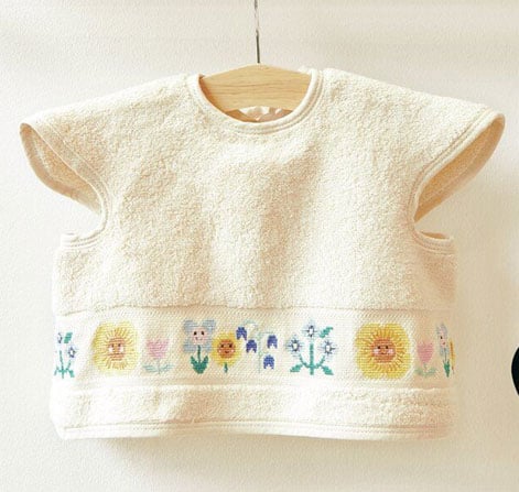 Bavaglino con maniche in cotone biologico - cm 40x49 - Rico Design 2 Bavaglino con maniche in cotone biologico - cm 40x49 - Rico Design