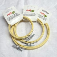 Tri370 Telaio da ricamo in bambù Stafil disponibile nei diametri 8, 10 e 13 cm, ideale per ricamare ed esporre il lavoro finito.